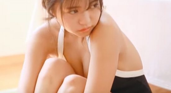 大原優乃 ビキニやワンピな水着のフレッシュボディ